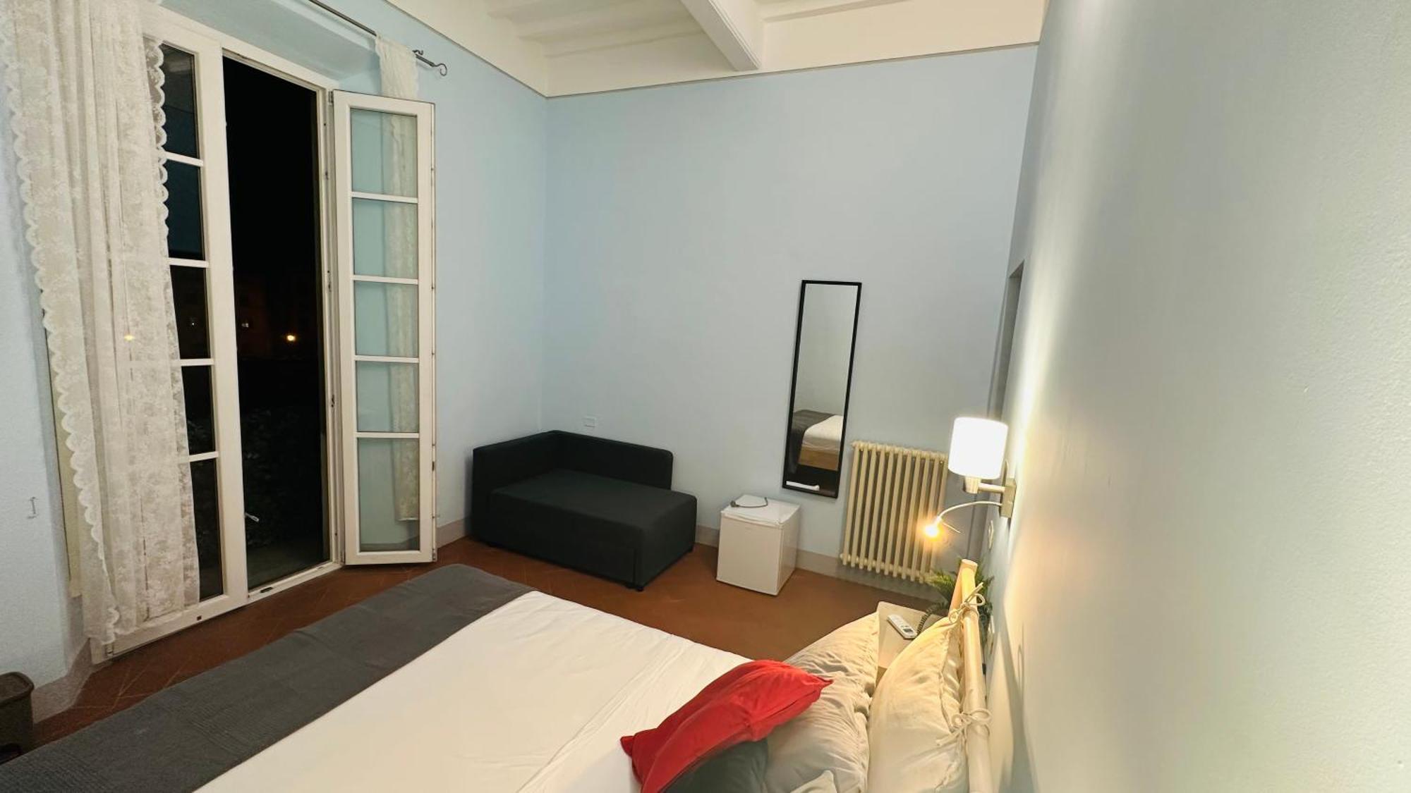 פיזה B&B - Residenza D'Epoca Piazza Cairoli מראה חיצוני תמונה